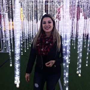 Meet your Posher, Shellina